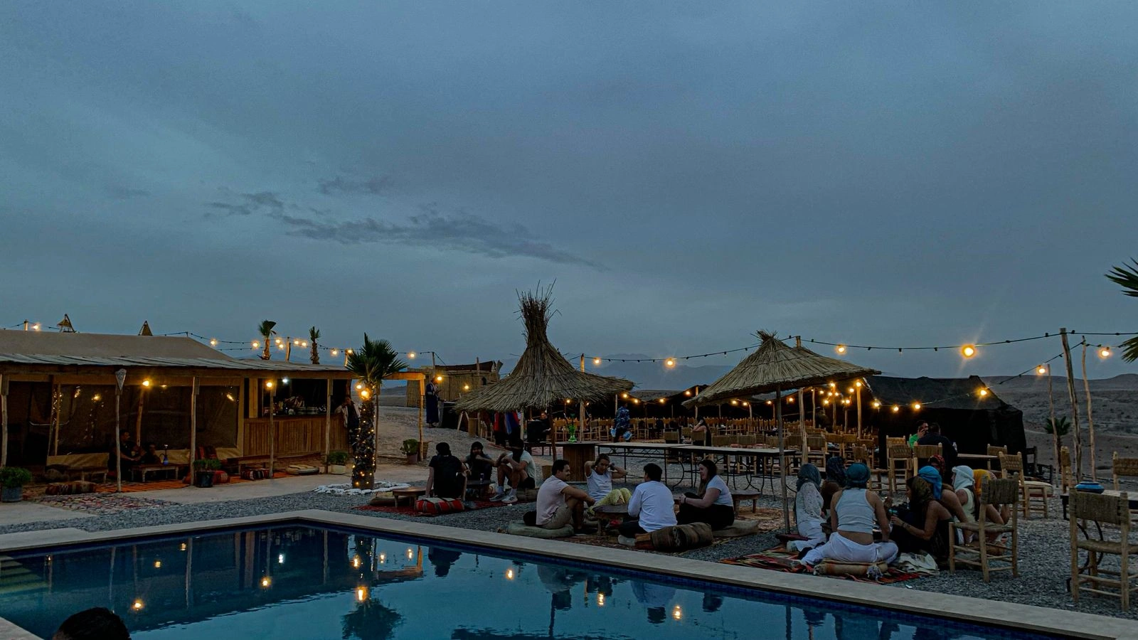 Agafay Desert Dinner and Fire Show Experience - Tours Art Morocco